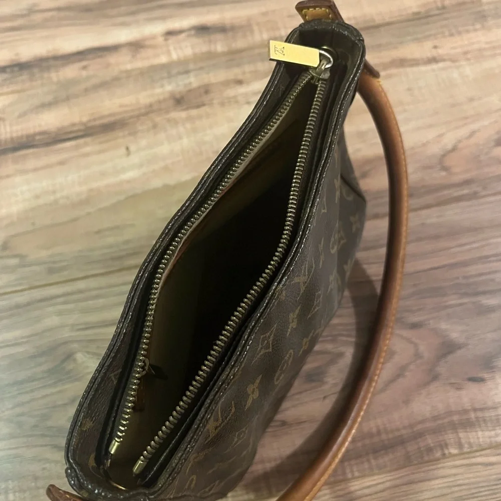 Louis Vuitton Monogram Shoulder Bag - authentic, good used condition - Picture 10 of 16